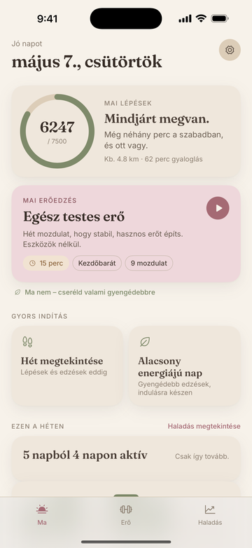 A StrongDay 40+ Ma képernyője lépésekkel, a napi erősítéssel és gyorsindító lehetőségekkel
