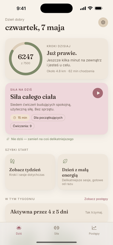 Ekran Dziś w StrongDay 40+ z krokami, dzisiejszym treningiem siłowym i opcjami szybkiego startu
